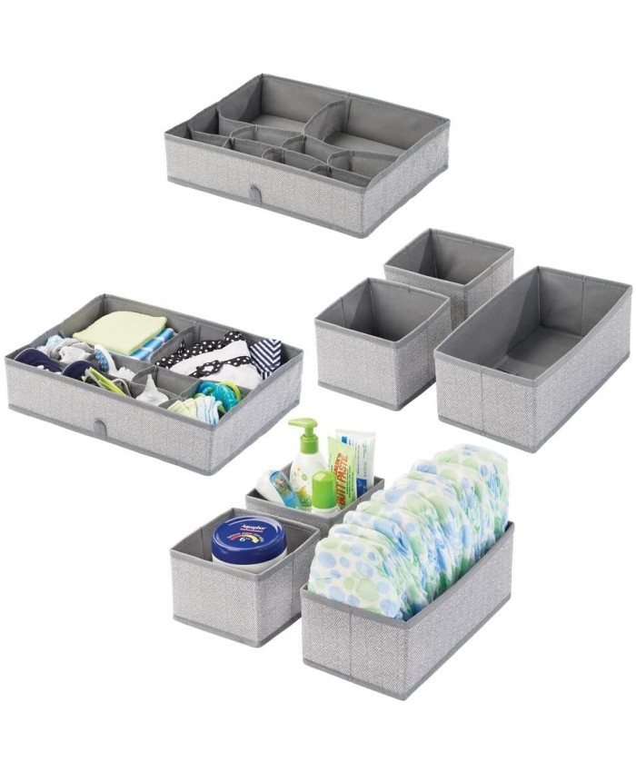 mDesign boîte de rangement pour chambre d'enfant tissu en lot de 2 – bac de rangement pour accessoires de bébé avec motif à chevron – aussi comme organiseur de tiroir armoire table à langer – gris - B07WP7XWDZ